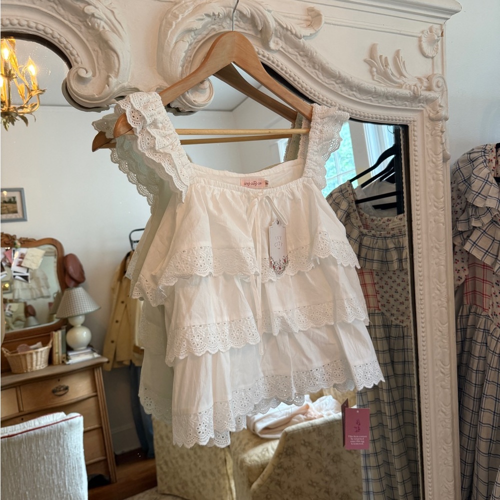 Ivy City Co eyelet top